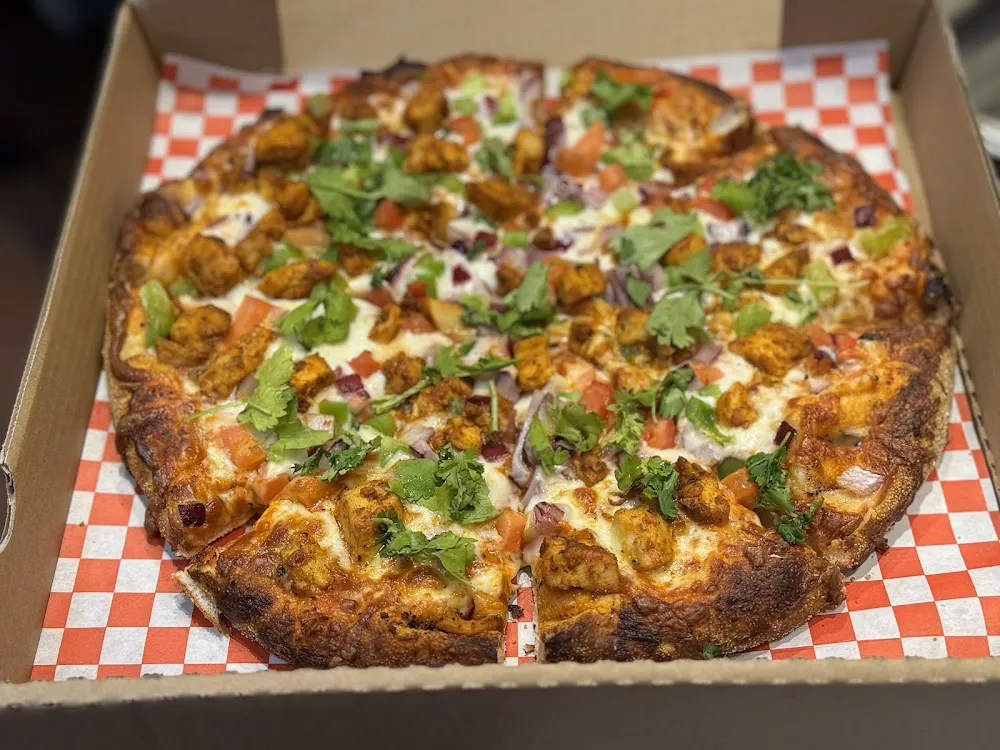 Tandoori Chicken Pizza